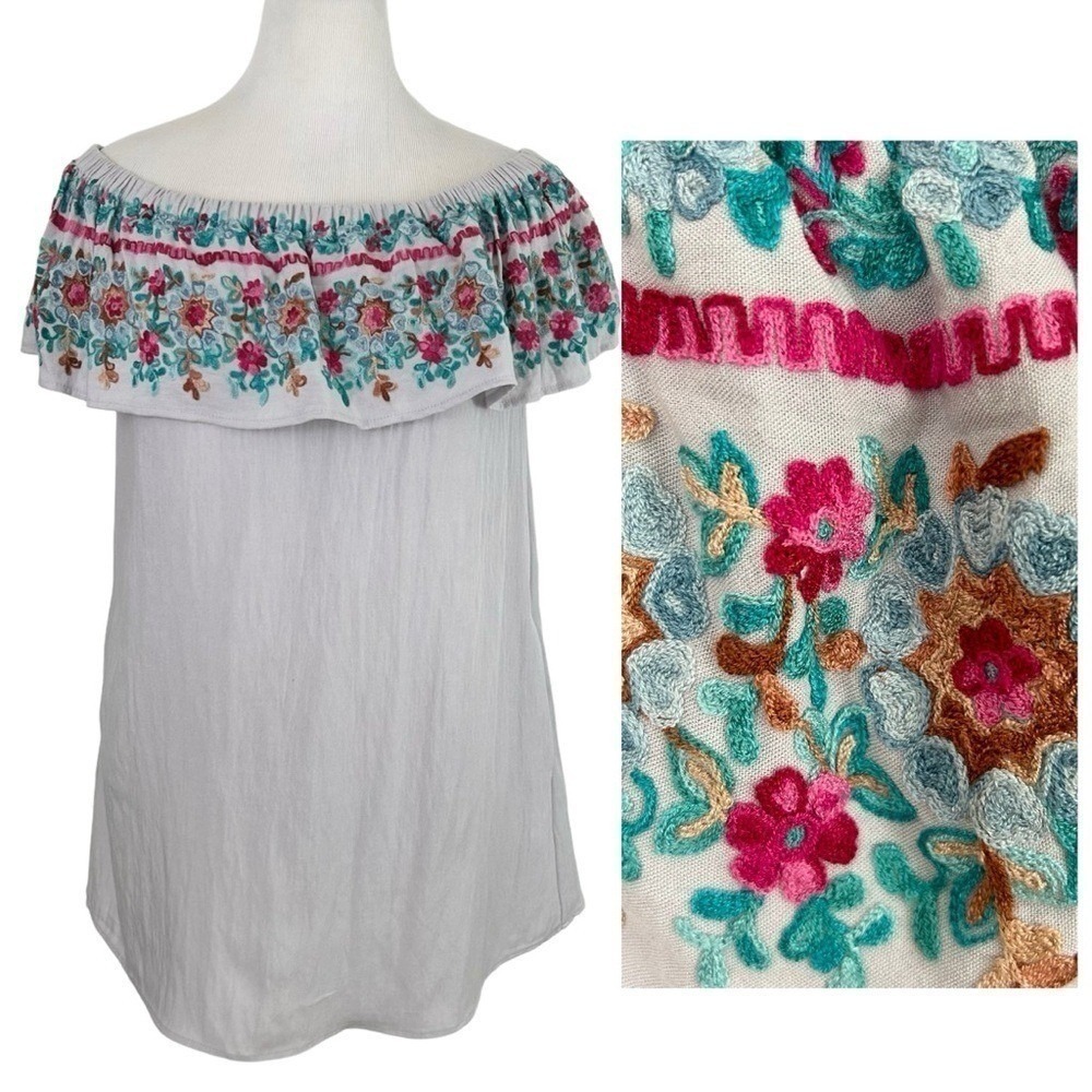 ALTAR'D STATE Peasant Off Shoulder Embroidered TOP Floral M Cottage Boho White